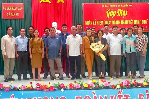Ủy ban Nhân dân xã Đắk Xú tổ chức kỷ niệm Ngày Doanh nhân Việt Nam năm 2023
